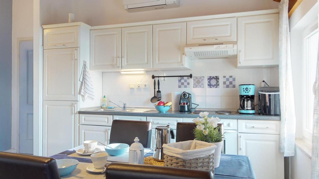 Emily Deluxe Superior 5 Star Studio Apartment, Your Piece Of Heaven With Sea & Park View Novigrad Istria Exterior foto
